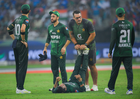 Pakistan on warpath, not to write to ICC on India match boycott