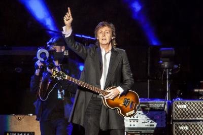 <div>Chop job: Paul McCartney wants ’embarrassing’ clips to be removed from documentary</div>