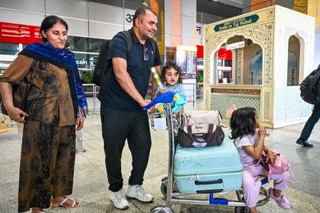 Indian citizens continue to return home from Iran via Armenia and Azerbaijan: MEA