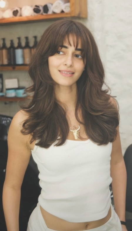 Ananya Panday undergoes the scissors, gets a fresh new look