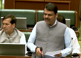 CM Fadnavis appeals to film celebrities not to get scared after attack on Rohit Shetty’s home