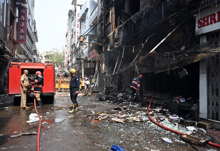 Palam fire: Delhi govt announces Rs 10 lakh compensation for kin of deceased