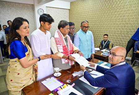 Assam CM submits nomination after roadshow