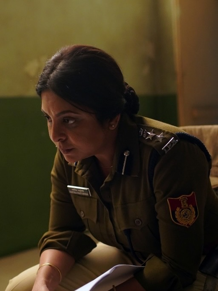 Shefali Shah says ‘still bask in its stardust’ as Delhi Crime clocks 7 years