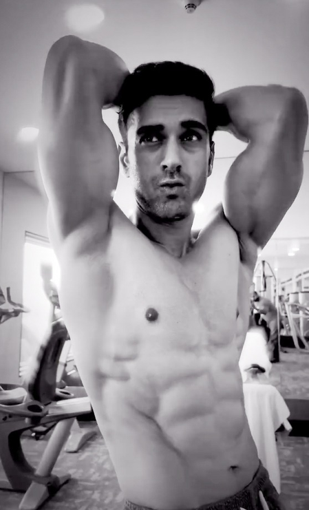 Kriti Kharbanda says ‘So proud of u’ as Pulkit Samrat drops a glimpse of his Monday Motivation