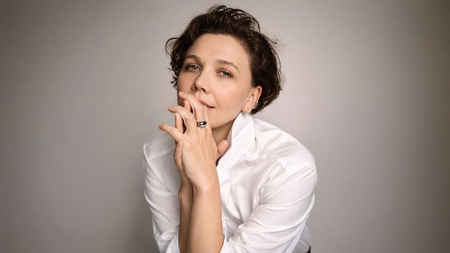 Maggie Gyllenhaal talks about accidentally killing husband Peter Sarsgaard’s bees
