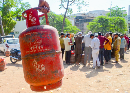 Jaipur LPG heist goes awry as thieves’ scooty skids