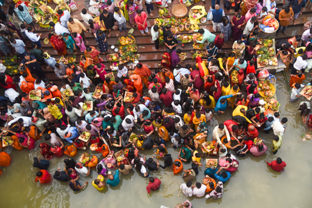 Bihar: Chhath devotees offer Kharna Puja, 36-hour Nirjala fast begins​