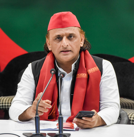 Akhilesh Yadav questions UP govt over ‘non-credible’ MoUs, flags Rs 25,000 crore AI deal