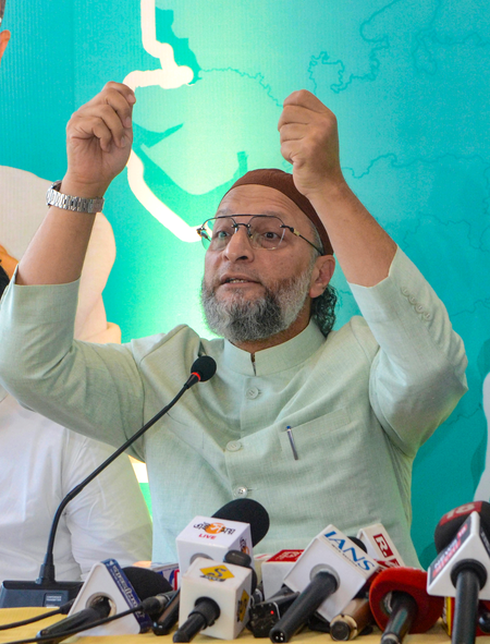 Assam polls: Owaisi to hold public meetings to seek votes for Badruddin Ajmal’s party