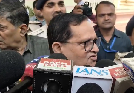 Awadhesh Narain Singh turns emotional as Nitish Kumar resigns from MLC post