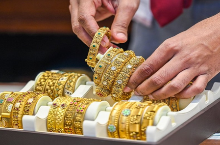 Bihar: Armed robbers loot gold worth Rs 4 lakh in Patna​