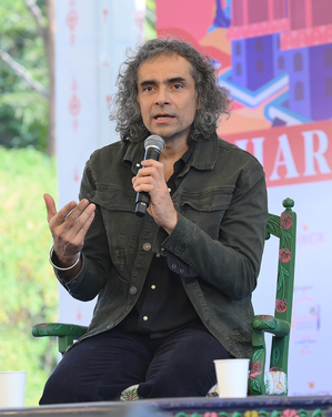 Imtiaz Ali reveals why he gravitated more towards A. R. Rahman than Pritam for ‘Main Vapas Aaunga’