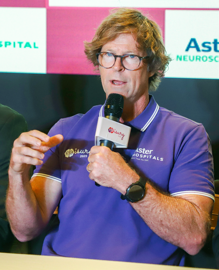 Fielders must back bowlers who are under the pump due to batters attacking hard in IPL, says Rhodes