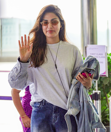 Mumbai court orders defreezing of Rhea Chakraborty, mother’s bank account in NPDS case