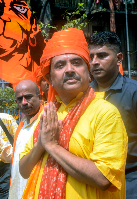 Bengal polls: Suvendu Adhikari complains about cops shadowing him in Bhabanipur, names three