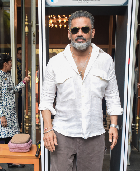 Suniel Shetty, Riteish Deshmukh extend full-support to Women’s Reservation Bill, expect landslide positive changes