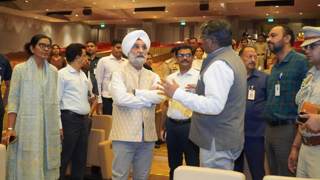 LG Sandhu reviews Dwarka projects, pushes for global-standard infrastructure