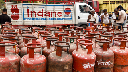 Over 51.8 lakh domestic LPG cylinders delivered in a day, supply normal