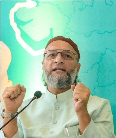 Gujarat: Owaisi rejects ‘B-team’ charge, questions Congress over UCC stance