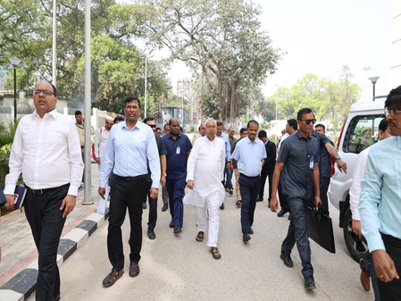 CM Nitish reviews progress of Danapur-Bihta elevated corridor, stresses timely completion