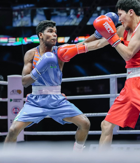 Asian Boxing C’ships: Vishvanath Suresh stuns World No. 1; Ankushita, Narender advance to semis (ld)