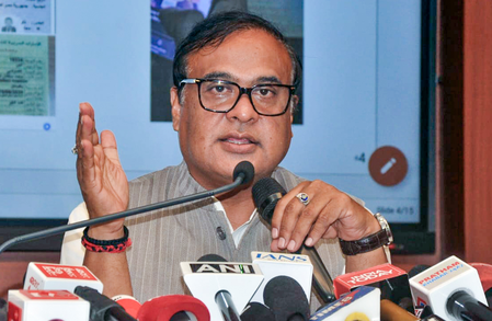 Assam CM accuses Cong of circulating fake documents about his wife’s passport, firm ahead of polls