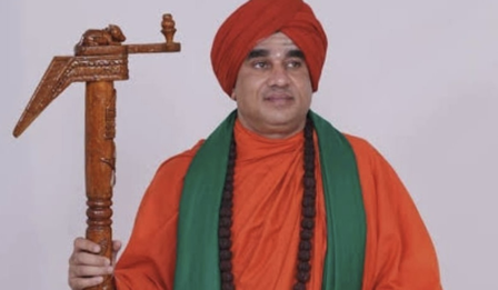 K’taka seer faces rape, blackmail allegations; files counter-complaint