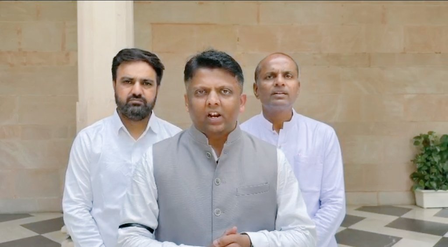 BJP accuses Cong of ‘tukde tukde’ politics as Gujarati groups protest in Delhi against Kharge’s remarks