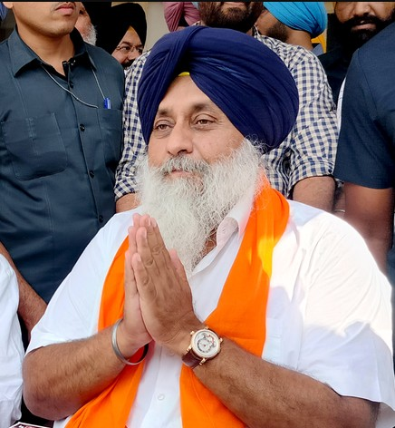 Stand up for farmers whose wheat crop damaged by rain, says Sukhbir Badal