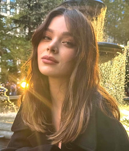 Hailee Steinfeld talks about her craving for ‘uninterrupted’ family time