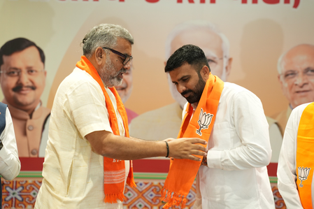 Gujarat farmer leader Raju Karpada joins BJP weeks after quitting AAP, cites farmers’ welfare