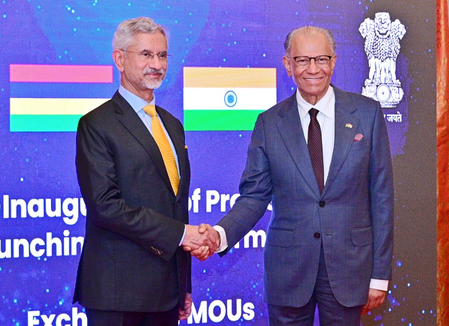 India, Mauritius strengthen ties with enhanced strategic partnership (Lead)