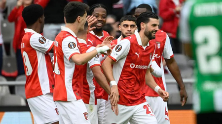 Cucho Hernandez penalty earns Braga 1-1 draw in Europa League QF first leg