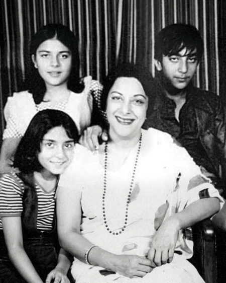 Priya Dutt shares special memories with Sanjay Dutt on Siblings Day