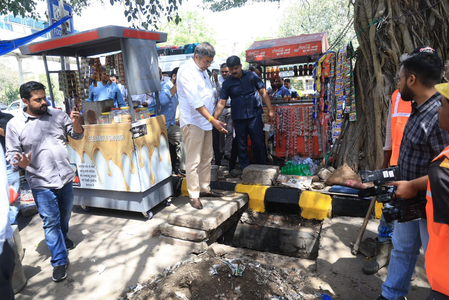 Minister Parvesh Verma takes stock of desilting in south Delhi