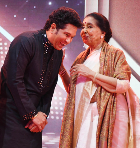 ‘A sad day for music lovers across the world’: Sachin-Virat mourn the passing of Asha Bhosle