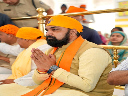 Bihar CM Samrat Choudhary visits Takht Sri Harimandir Sahib, offers prayers