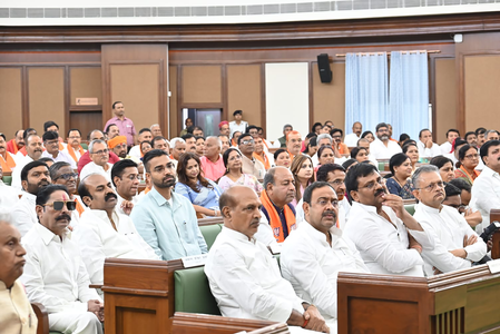 JD(U) holds key meeting to elect legislative party leader in Patna