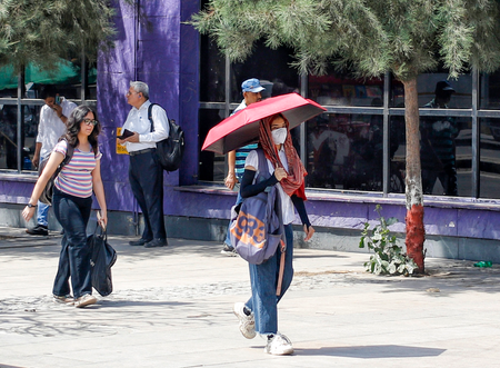 Yellow alert for heatwave in Delhi; temperature set to touch 44 degrees