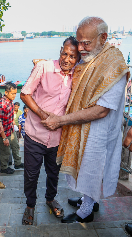 Being boatman for Prime Minister’s ride today was great experience: Gouranga Biswas