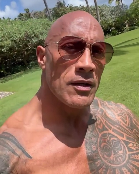 Dwayne Johnson calls it ‘a sign from the universe’ after dark gym session