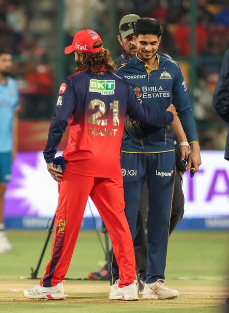 IPL 2026: Bethell replaces injured Phil Salt as RCB elect to bowl against GT