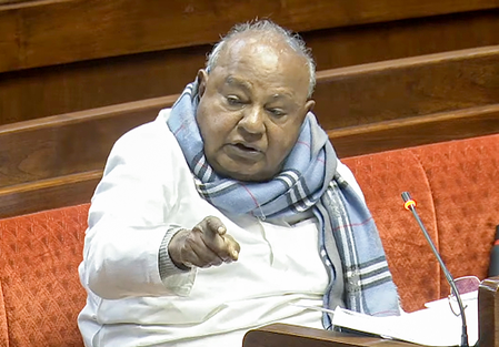 PM Modi, national leaders extend birthday wishes to ex-PM Deve Gowda on 94th birthday (Ld)