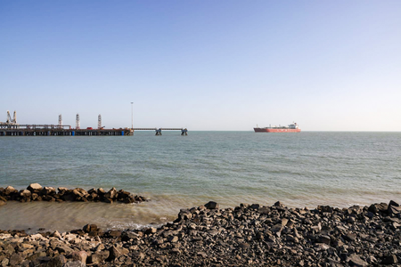 Hormuz blockade heightens worry of IOR nations, latter moot similar restraints on sea-routes: Report