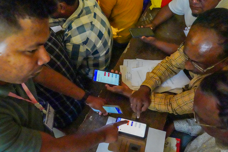 ECINET app records 10 crore downloads till date, witnessed 98.3 crore hits on polling days