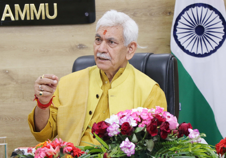 Centre gives power to J&K L-G on telecom services in UT