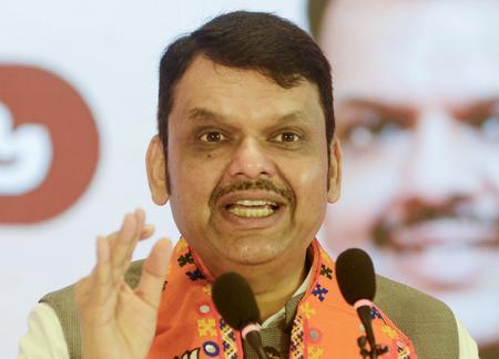 CM Fadnavis expresses grief over fatal Mumbai-Ahmedabad highway crash; announces Rs 5 lakh aid