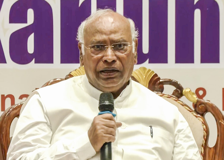 CPI(M) calls for INDIA bloc revival, criticises Congress approach