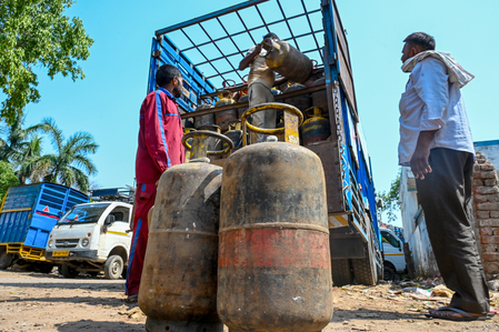 Over 97 lakh domestic LPG cylinders delivered in 2 days, online bookings at 99 pc